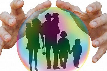 Поправки к Конституции закрепляют социальные обязательства государства